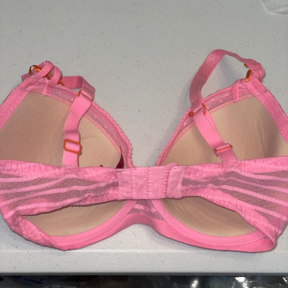 EUC Betsey Johnson Intimates Stocking Stripe Lightly Lined Push Up Bra Size 32DD - Picture 4 of 4